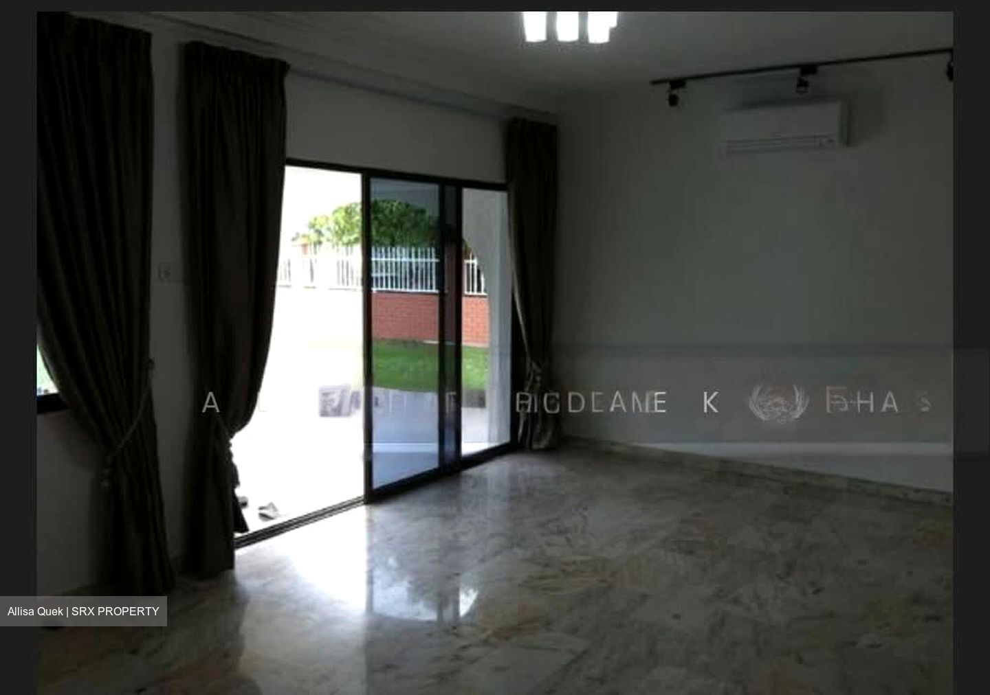 Sennett Avenue (D16), Semi-Detached #557189591